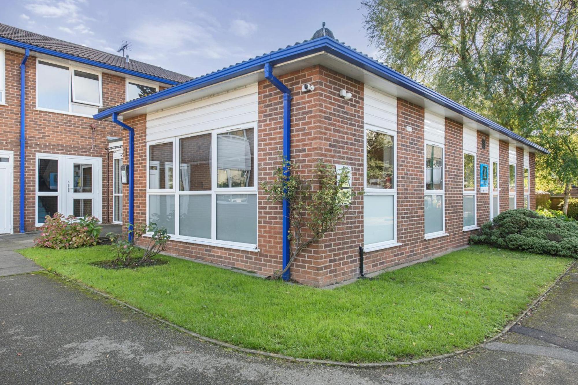 Willa Brand New 1-Bed Flat Steps From Clifton Ntu Campus Nottingham Zewnętrze zdjęcie