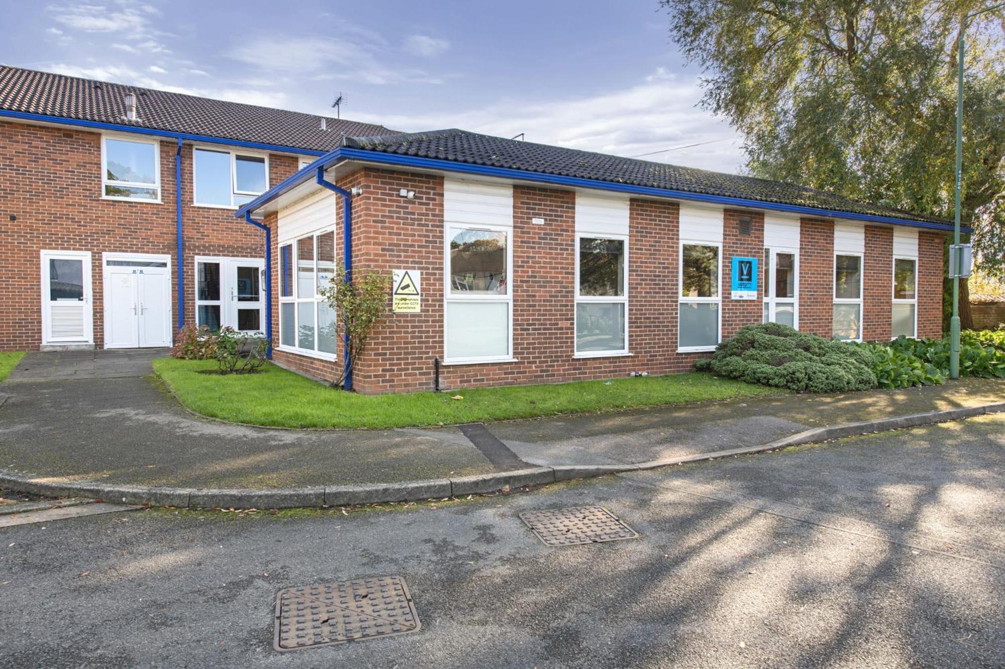 Willa Brand New 1-Bed Flat Steps From Clifton Ntu Campus Nottingham Zewnętrze zdjęcie